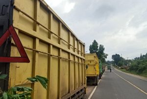 Masyarakat Kecamatan Mestong Muaro Jambi Menolak Angkutan Truk Batubara Melintas Jalan Raya Umum : Gubernur Harus Memihak Kemasyarakatan Banyak