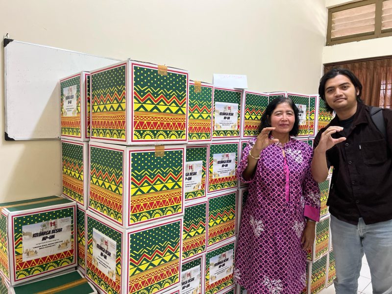 MP-UM Berbagi Kebahagiaan Lebaran: Parcel untuk Yayasan dan Komunitas Desa Mitra